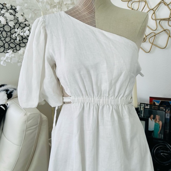 DISSH  The Bennet 100% linen one shoulder - Picture 7 of 9
